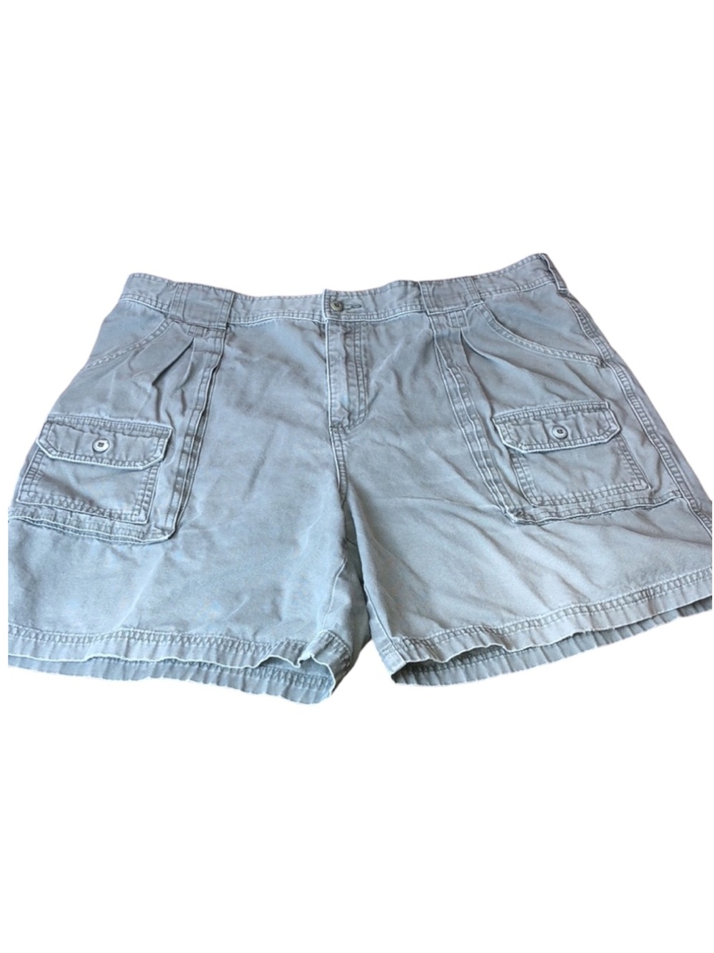 Cabela’s gray cargo shorts size 40